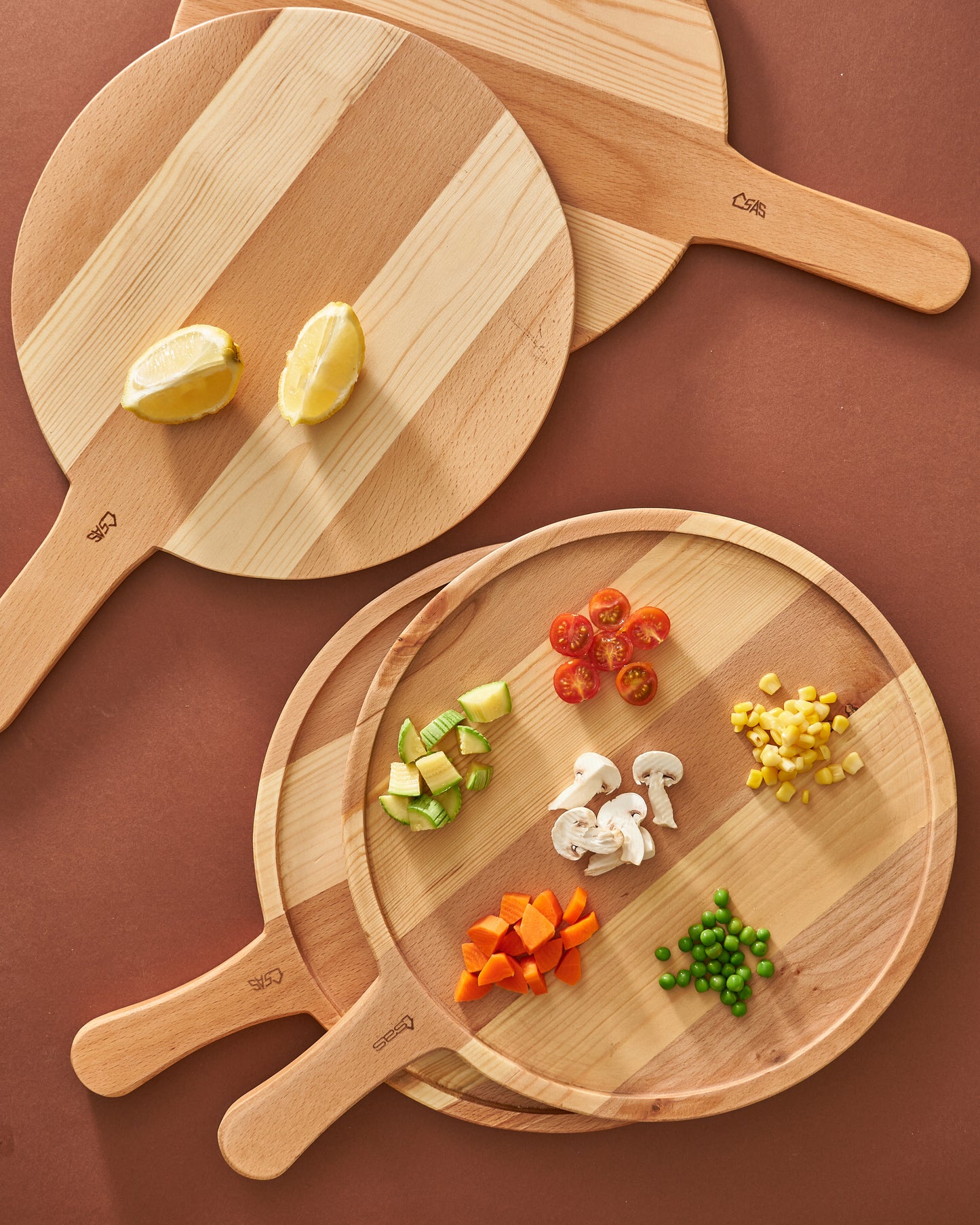 Round Platter With Handle